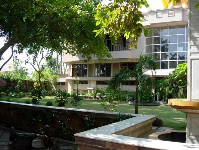Ananda Krishna Van Vrindāvan Exterior foto